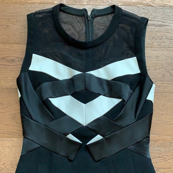 Karen Millen Midi length dress - Picture 5 of 13